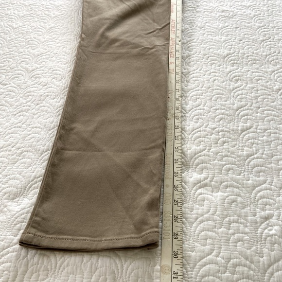 Gloria Vanderbilt Classic High Waist Jeans Tan Size 10 - Picture 11 of 11